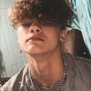 Meet your Posher, Kyler